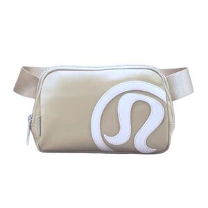 NWT Lululemon Everywhere Belt Bag Trench White Opal Large Stitched 3D LOGO